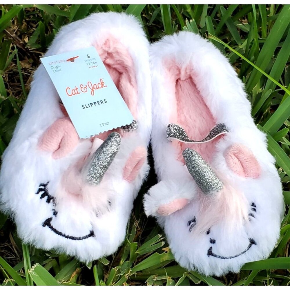 Cat & Jack 5/6 Shoes Kids Girl Unicorn Baby Fuzzy Faux Fur Soft Slippers Toddler